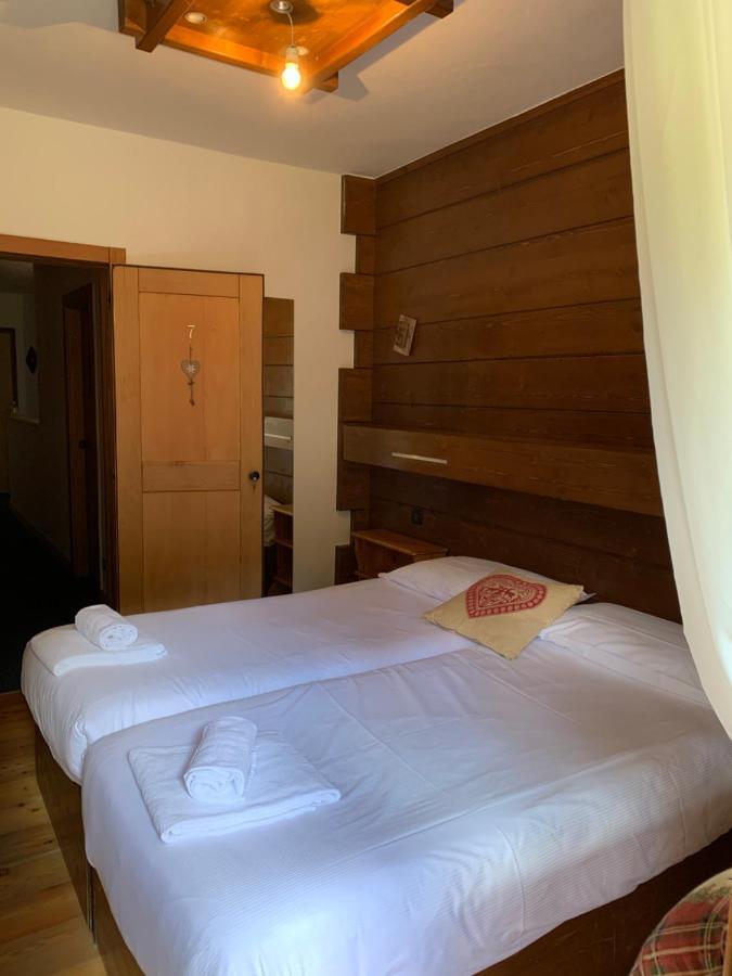 Hotel Capriolo Madesimo Bagian luar foto