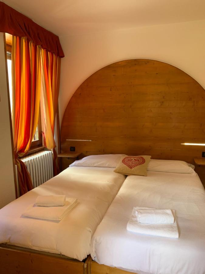 Hotel Capriolo Madesimo Bagian luar foto