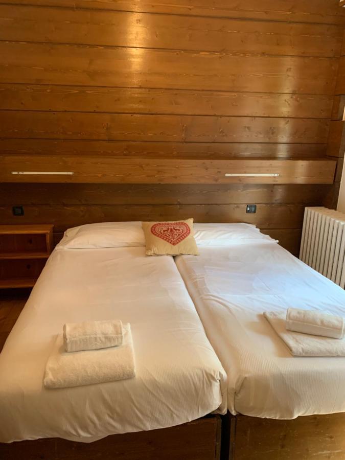 Hotel Capriolo Madesimo Bagian luar foto